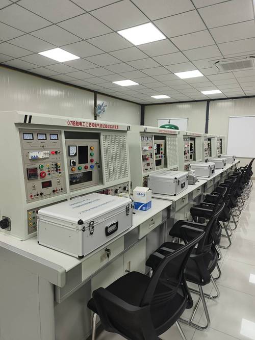 船舶電工工藝與電氣測試技能實訓裝置 機電教學器材的創新實踐平臺
